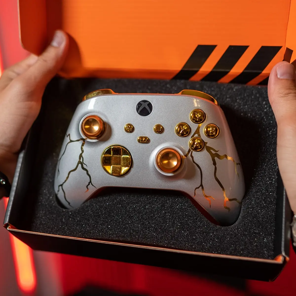 MODDEDZONE GOLD THUNDER XBOX SERIES X CUSTOM MODDED CONTROLLER - Image 3
